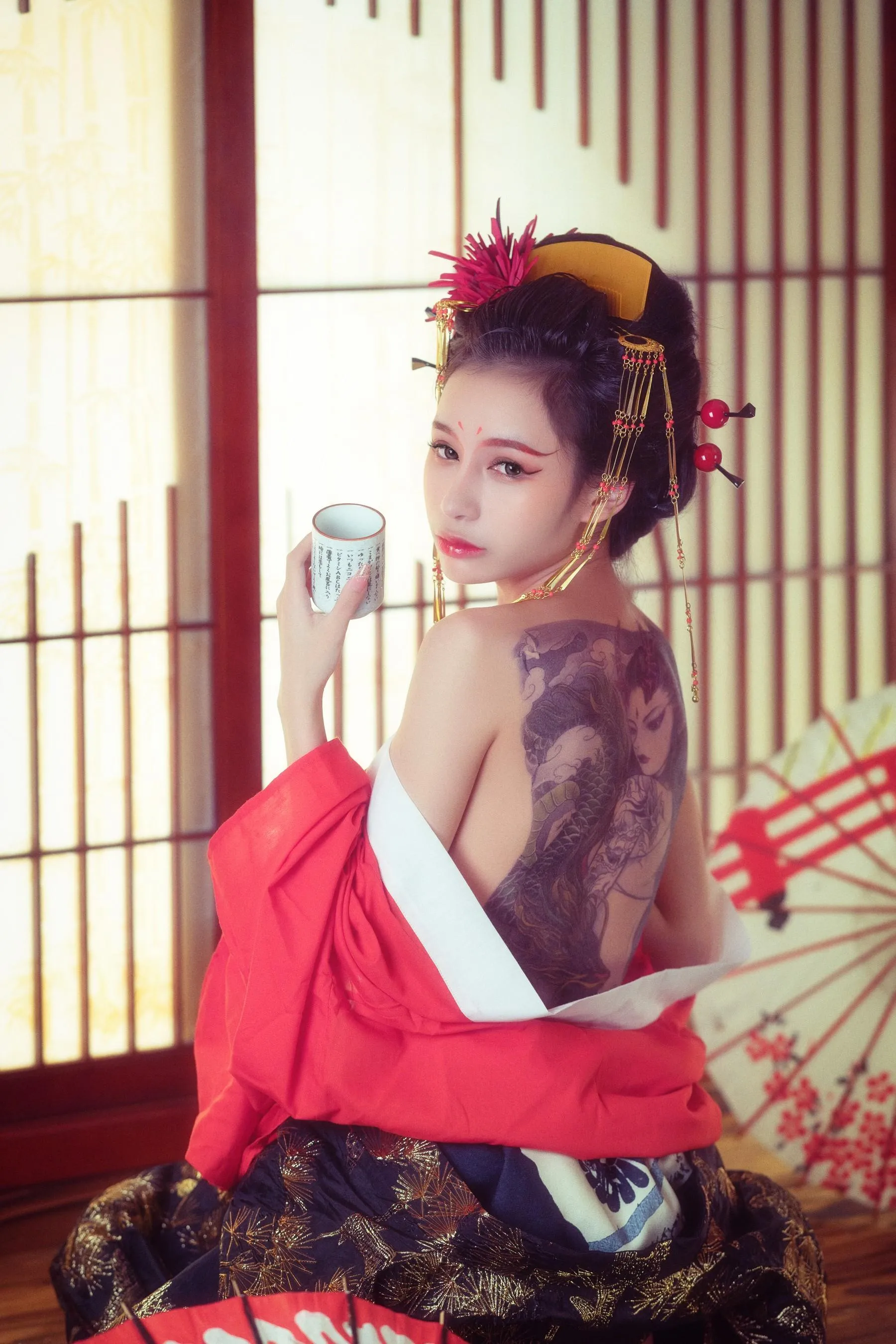 [艺图语] 2022.05.25 花魁 蛋蛋 [24P]插图1
